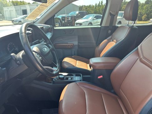 Certified 2022 Ford Maverick Lariat image 24