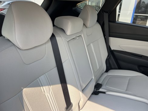 Used 2025 Hyundai Tucson SEL image 8