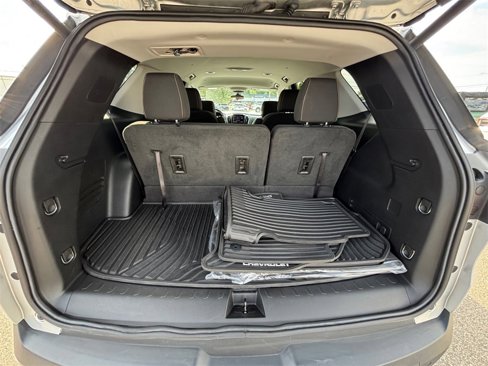 Used 2020 Chevrolet Traverse LT w/ Driver Confidence II Package image 44