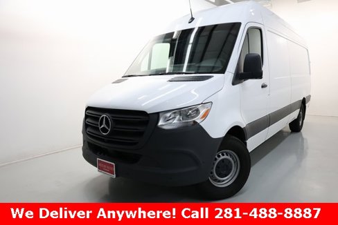 Used 2024 Mercedes-Benz Sprinter 2500 image 2