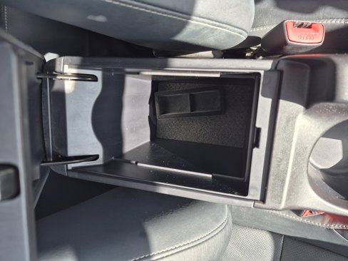 Used 2011 Lexus CT 200h image 19