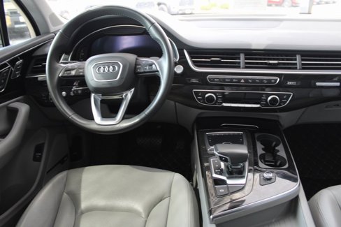 Used 2019 Audi Q7 3.0T Prestige image 26
