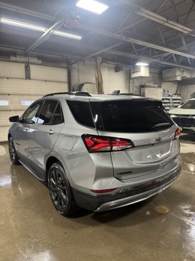 Used 2023 Chevrolet Equinox RS image 4