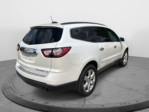 Used 2016 Chevrolet Traverse LTZ image 8