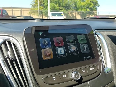 Used 2016 Chevrolet Malibu LT image 20