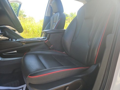 Certified 2023 Buick Envision Essence w/ Sport Touring Package image 16