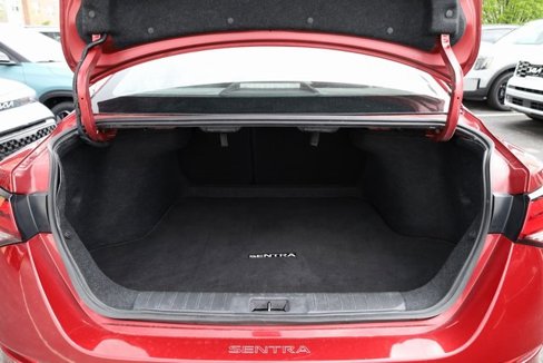 Used 2022 Nissan Sentra SR w/ Electronics Package image 24