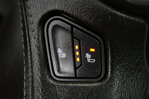 Used 2019 Chevrolet Suburban LT image 30