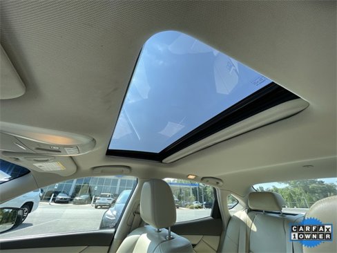 Used 2016 INFINITI Q70 3.7 w/ Technology Package image 19