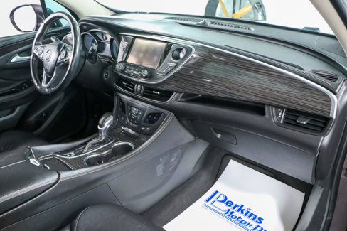 Used 2017 Buick Envision Essence image 25