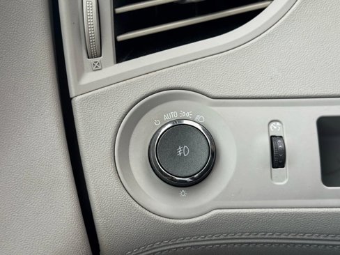 Used 2010 Buick LaCrosse CXL w/ Entertainment Package image 29