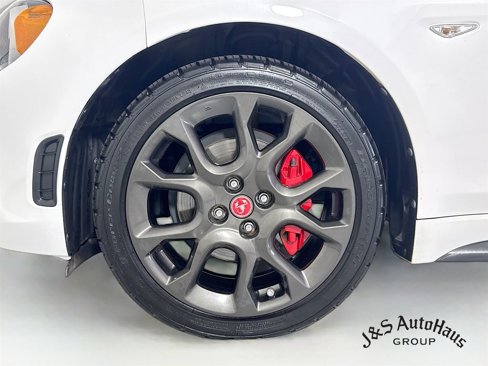 Used 2018 FIAT 124 Spider Abarth image 38