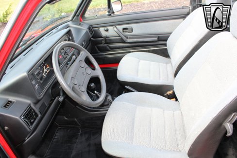 Used 1986 Volkswagen Cabriolet image 19