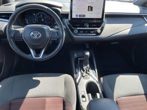 Used 2025 Toyota Corolla SE image 14