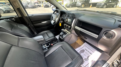 Used 2018 Nissan Rogue SV w/ Sun & Sound Touring Package image 41