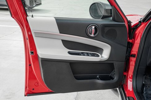 Certified 2023 MINI Cooper Countryman S w/ Signature Upholstery Package image 9