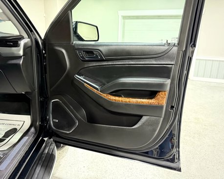 Used 2016 Chevrolet Suburban LTZ image 17