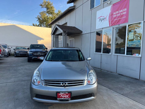 Used 2005 INFINITI G35 x Sedan w/ (P03) Premium Pkg C image 3