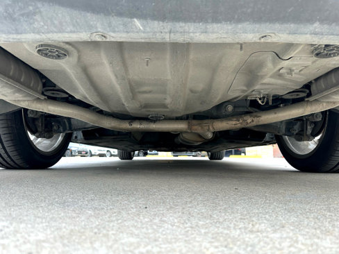 Used 2018 Chrysler 300 Limited image 26