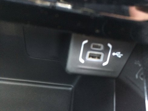 Used 2023 Jeep Compass Latitude w/ Sun and Sound Group image 24