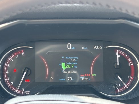 Used 2024 Toyota RAV4 Adventure image 26