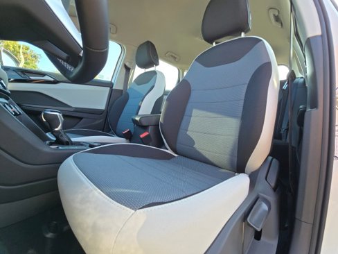 New 2025 Volkswagen Taos S image 23
