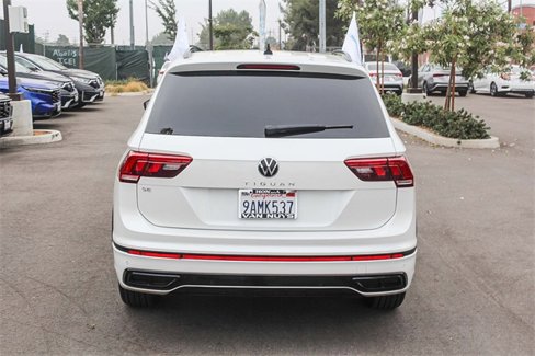 Used 2022 Volkswagen Tiguan SE R-Line image 6