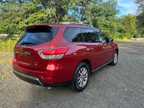 Used 2014 Nissan Pathfinder SV image 5
