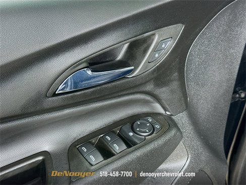 Used 2022 Chevrolet Equinox LT image 17