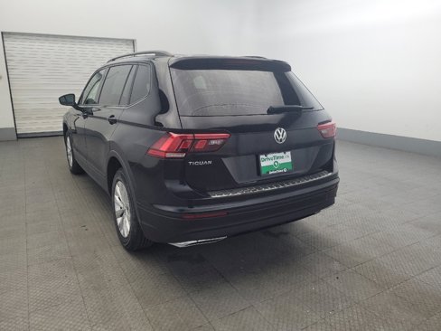 Used 2019 Volkswagen Tiguan S image 6
