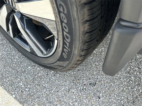 Certified 2023 Nissan Rogue SL image 11