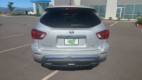 Used 2018 Nissan Pathfinder SL image 5