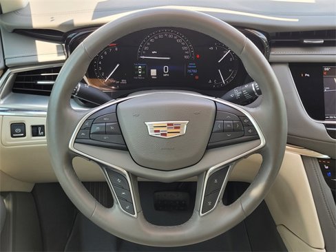 Used 2017 Cadillac XT5 Premium Luxury w/ Advanced Security Package image 10