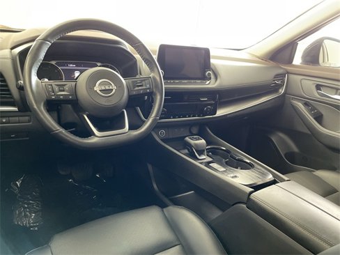 Used 2023 Nissan Rogue SV w/ SV Premium Package image 18