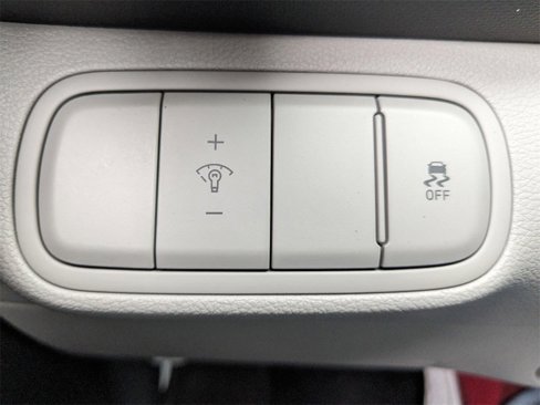 New 2025 Hyundai Venue SEL image 31