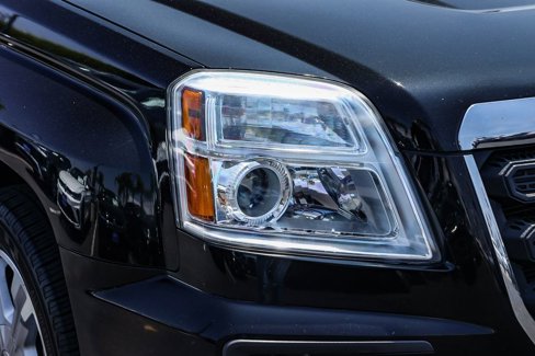 Used 2017 GMC Terrain SLE image 21