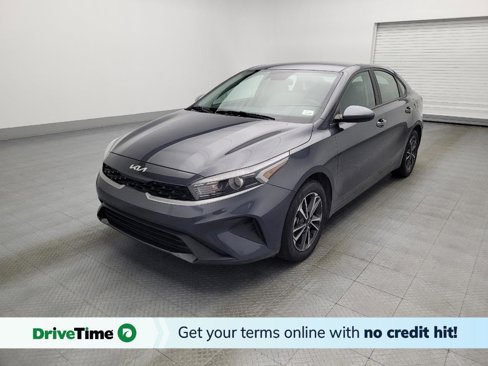 Used 2024 Kia Forte LXS image 1