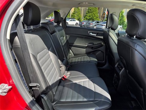 Used 2018 Ford Edge SEL w/ Equipment Group 201A image 10
