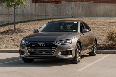 Used 2022 Audi A4 2.0T Premium w/ 18" Wheel Package image 7