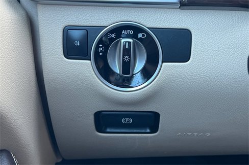 Used 2018 Mercedes-Benz GLE 350 4MATIC image 32