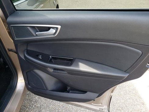 Used 2020 Ford Edge SEL w/ Convenience Package image 19