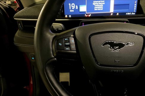 Used 2021 Ford Mustang Mach-E Premium image 22