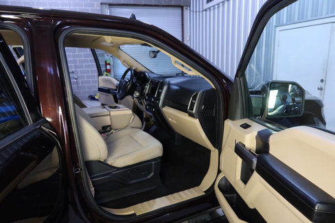 Used 2019 Ford F150 XLT w/ Equipment Group 302A Luxury image 12