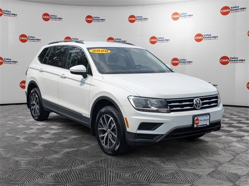 Used 2020 Volkswagen Tiguan SE image 3