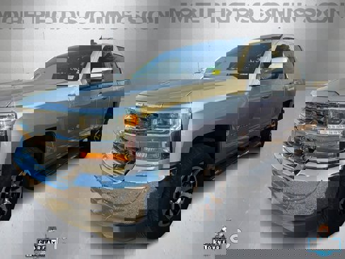 Used 2018 Chevrolet Silverado 1500 LT image 2
