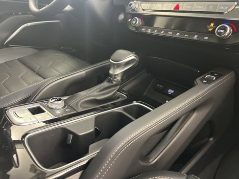 Used 2021 Kia Telluride SX w/ SX Prestige Package image 34
