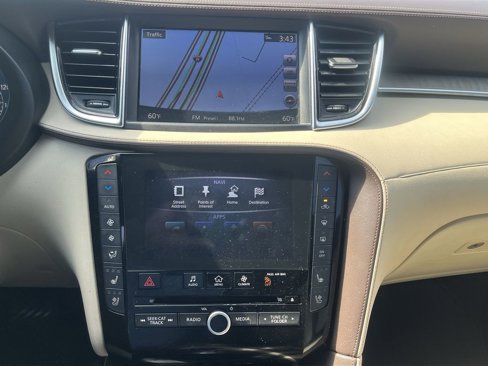 Used 2019 INFINITI QX50 Essential w/ Sensory Package image 17
