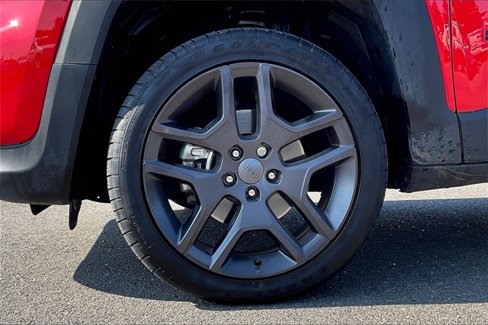 Used 2022 Jeep Renegade Latitude w/ Convenience Group image 9