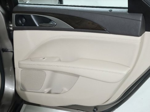 Used 2019 Lincoln MKZ Reserve image 30