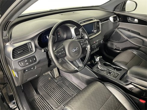 Used 2016 Kia Sorento SX w/ SXL Technology Package image 5